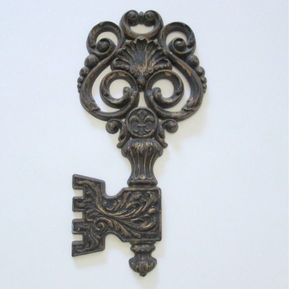 Vintage Dart Key Wall Hanging 70s Hollywood Regency Decor Black 12" Long - Picture 2 of 4